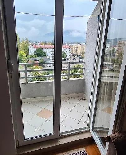 Velimir Stari Aerodrom דירה *