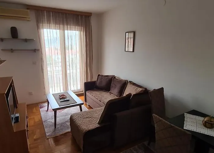 דירה Velimir Stari Aerodrom *